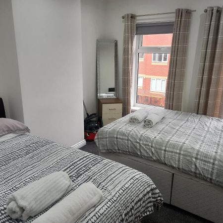 Apartment With Roof Terrace Close To City Centre Cardiff Dış mekan fotoğraf