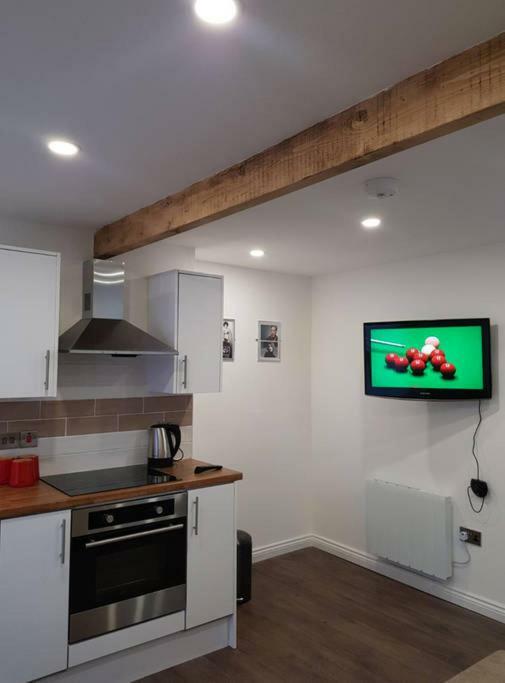 Apartment With Roof Terrace Close To City Centre Cardiff Dış mekan fotoğraf