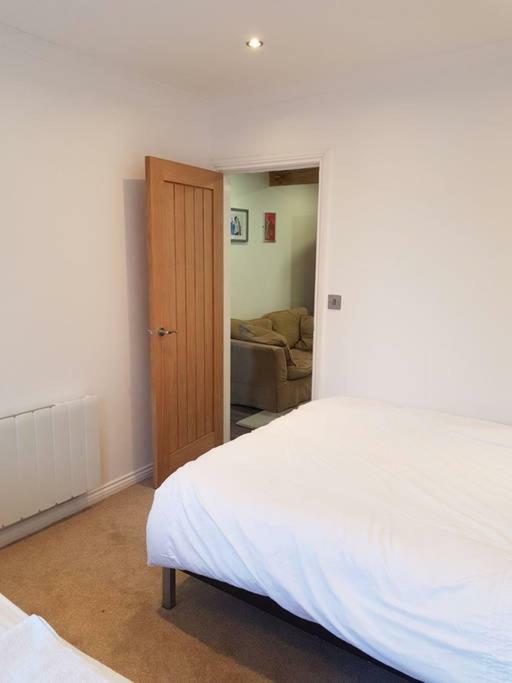 Apartment With Roof Terrace Close To City Centre Cardiff Dış mekan fotoğraf