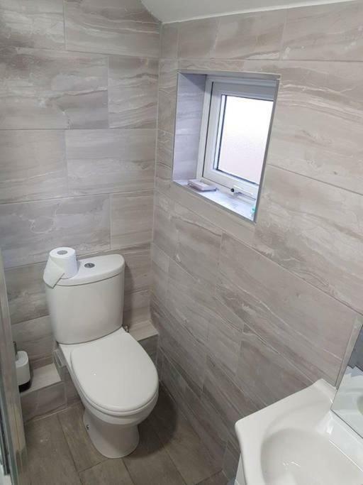 Apartment With Roof Terrace Close To City Centre Cardiff Dış mekan fotoğraf